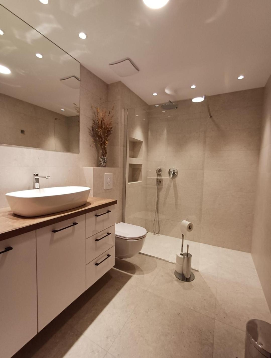 Apartment With Private Pool "Patricia" 马卡尔斯卡 外观 照片
